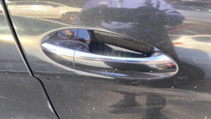 Image Poignee porte avant droit - MERCEDES CLASSE B 245