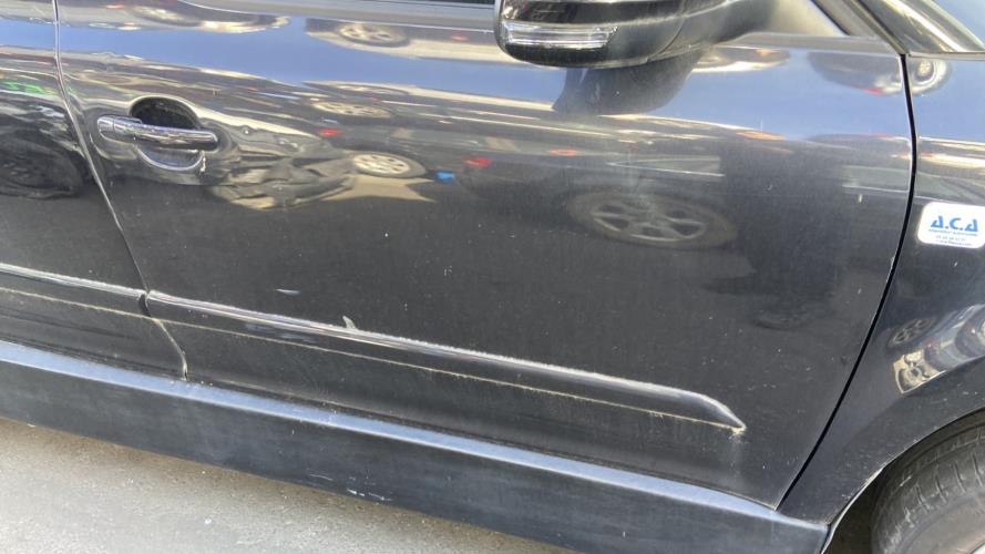 Image Porte avant droit - SKODA YETI