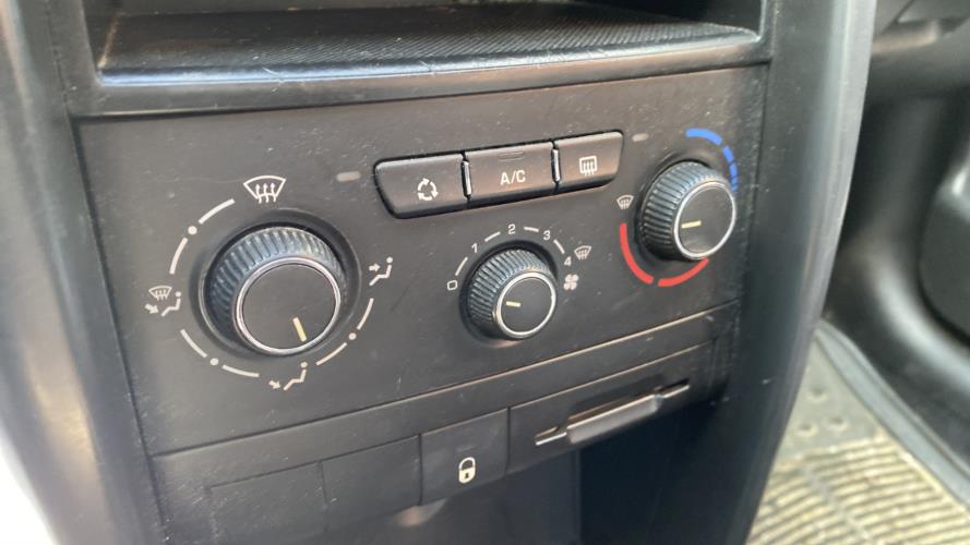 Image Commande chauffage - PEUGEOT 207