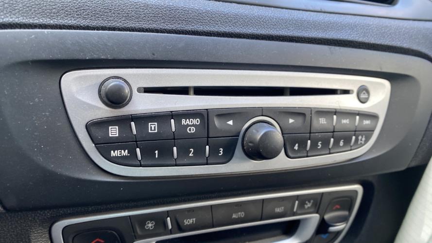 Image Autoradio d'origine - RENAULT GRAND SCENIC 3