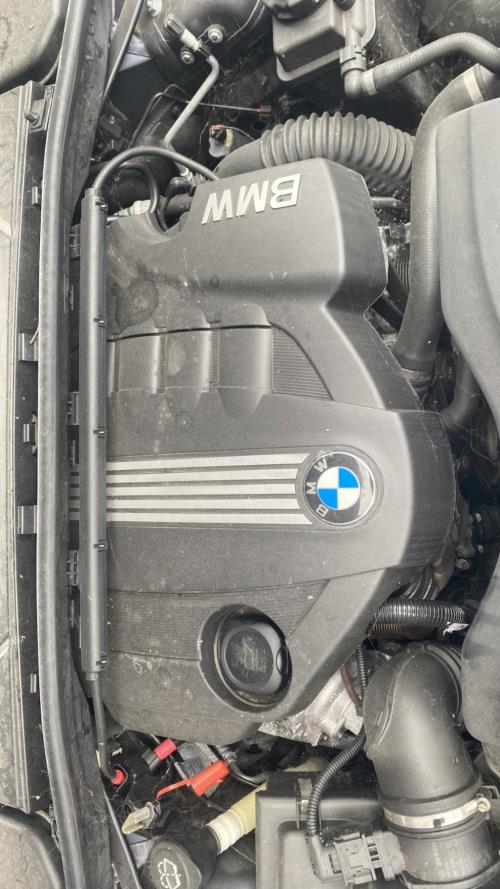 Image Cache moteur  - BMW SERIE 1 E81