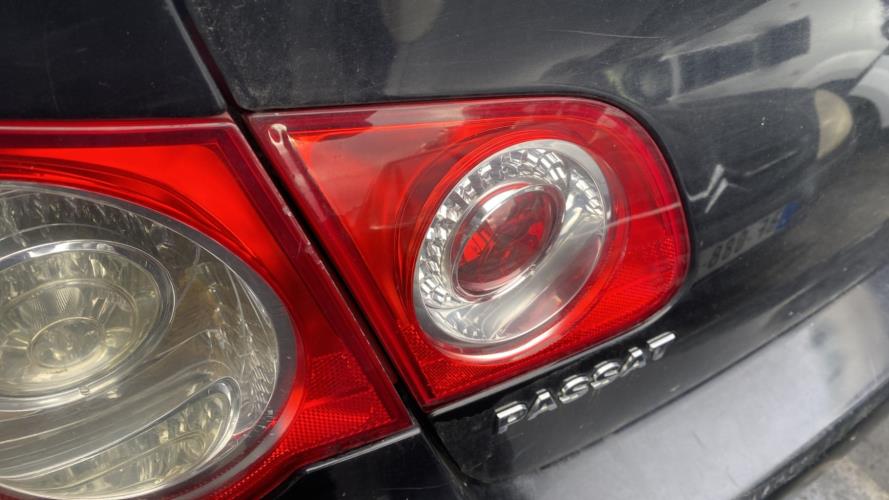 Image Feu arriere secondaire gauche (feux) - VOLKSWAGEN PASSAT 5