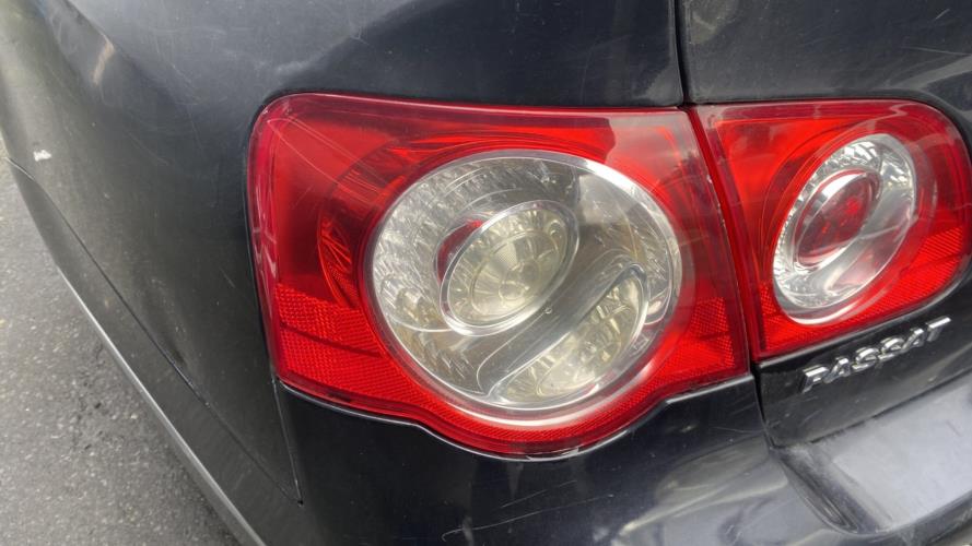 Image Feu arriere principal gauche (feux) - VOLKSWAGEN PASSAT 5