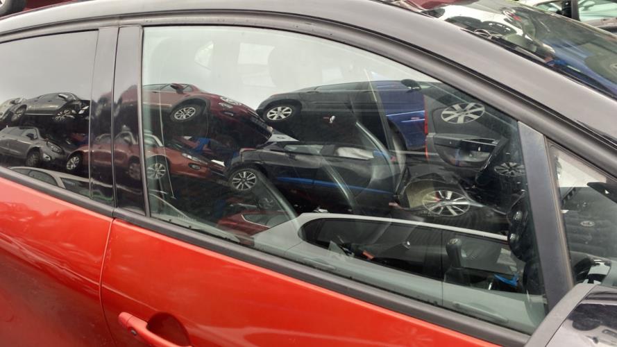 Image Vitre avant droit - RENAULT CAPTUR 1