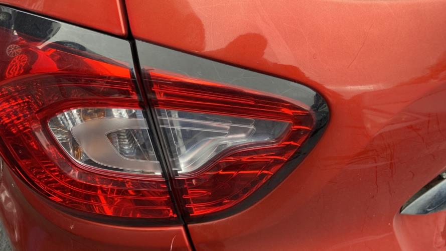 Image Feu arriere secondaire gauche (feux) - RENAULT CAPTUR 1