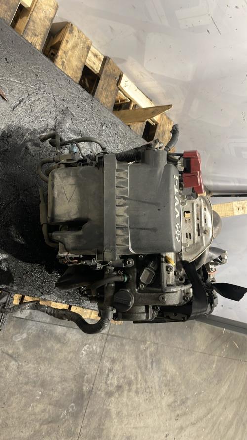 Image Moteur - TOYOTA YARIS 2