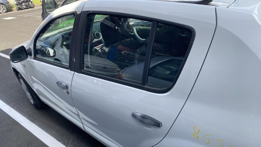 Image Porte arriere gauche - DACIA SANDERO 1
