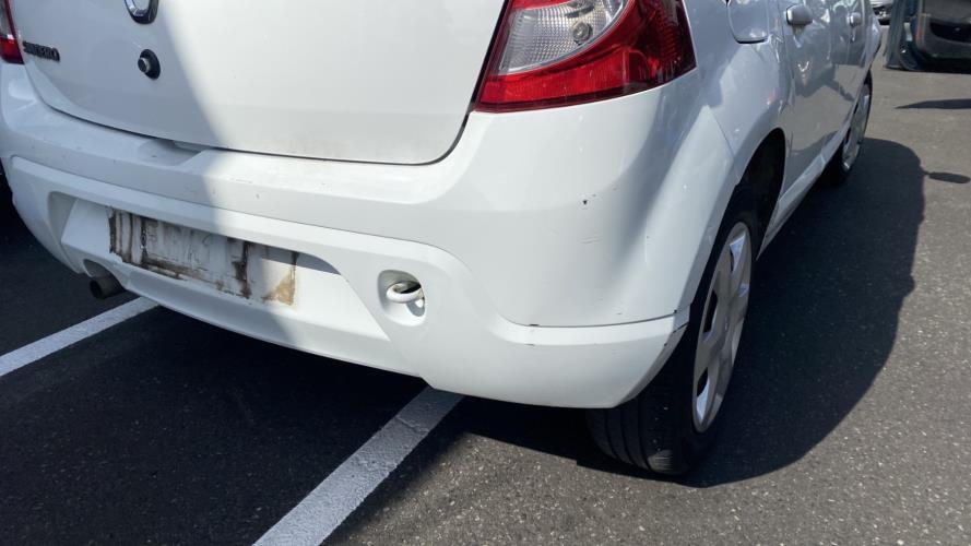 Image Pare choc arriere - DACIA SANDERO 1