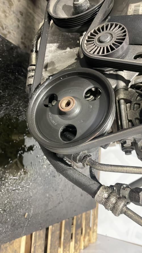 Image Pompe de direction - DACIA SANDERO 1