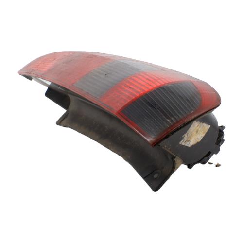 Image Feu arriere principal droit (feux) - FORD FIESTA 5