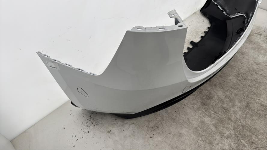 Image Pare choc arriere - TESLA MODEL Y