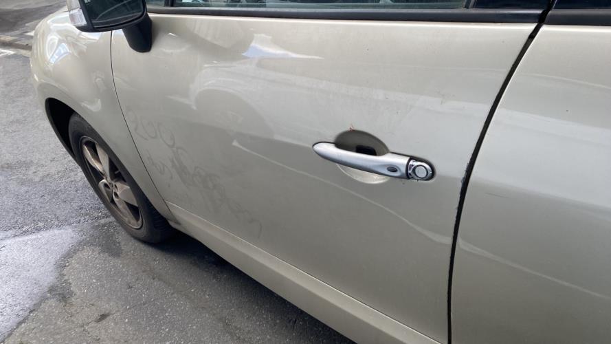 Image Porte avant gauche - RENAULT SCENIC 3