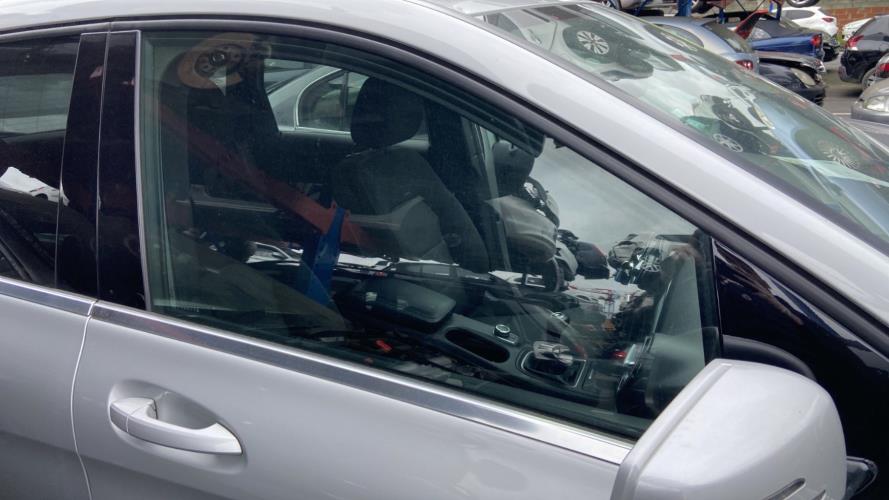 Image Vitre avant droit - MERCEDES CLASSE B 246
