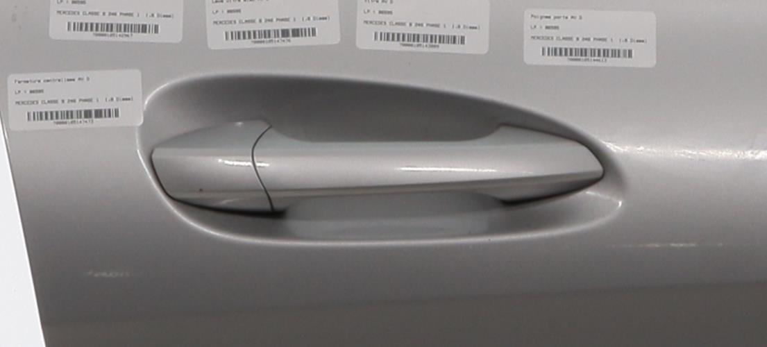 Image Poignee porte avant droit - MERCEDES CLASSE B 246