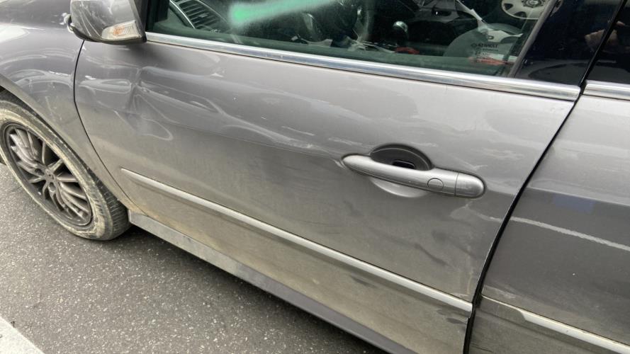 Image Porte avant gauche - RENAULT LAGUNA 3