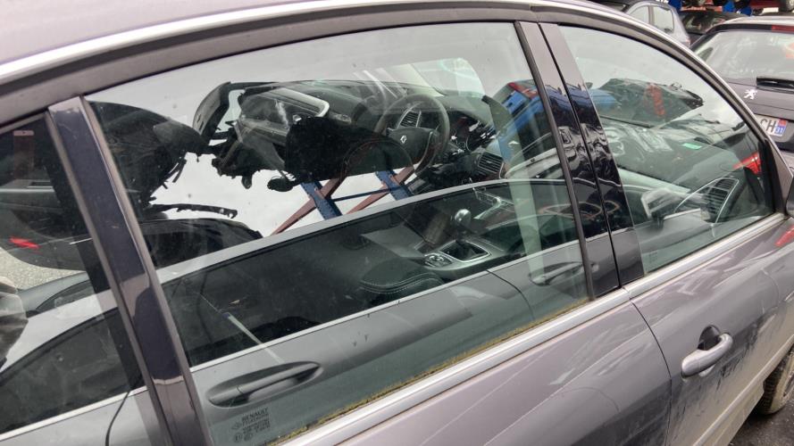 Image Vitre arriere droit - RENAULT LAGUNA 3