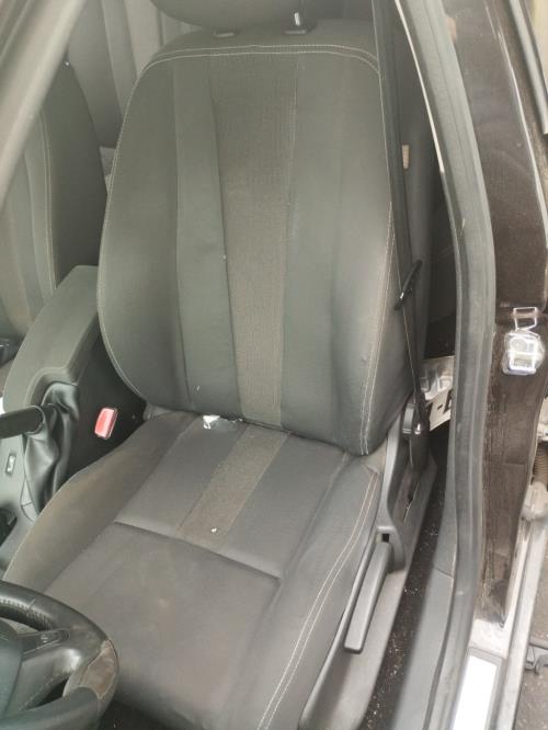 Image Siege avant droit - RENAULT MEGANE 3