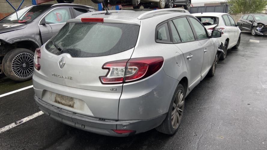 Image Pare choc arriere - RENAULT MEGANE 3