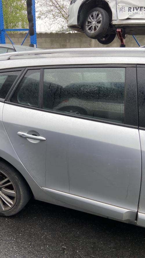 Image Porte arriere droit - RENAULT MEGANE 3