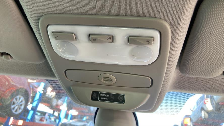 Image Eclairage de plafonnier - RENAULT CLIO 4
