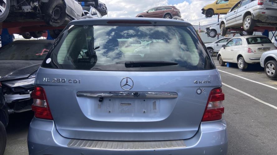Image Malle/Hayon arriere - MERCEDES CLASSE M 164