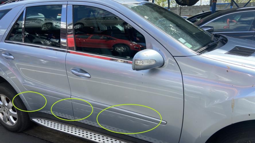 Image Porte avant droit - MERCEDES CLASSE M 164