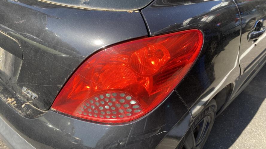 Image Feu arriere principal droit (feux) - PEUGEOT 207
