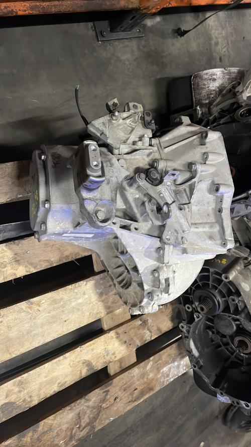 Image Boite de vitesses - PEUGEOT 3008 2