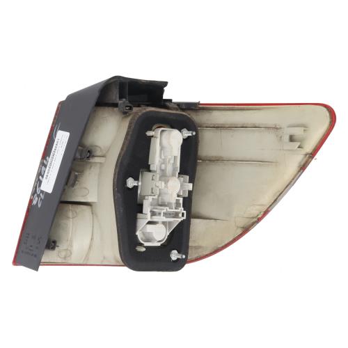 Image Feu arriere principal gauche (feux) - MERCEDES CLASSE B 245