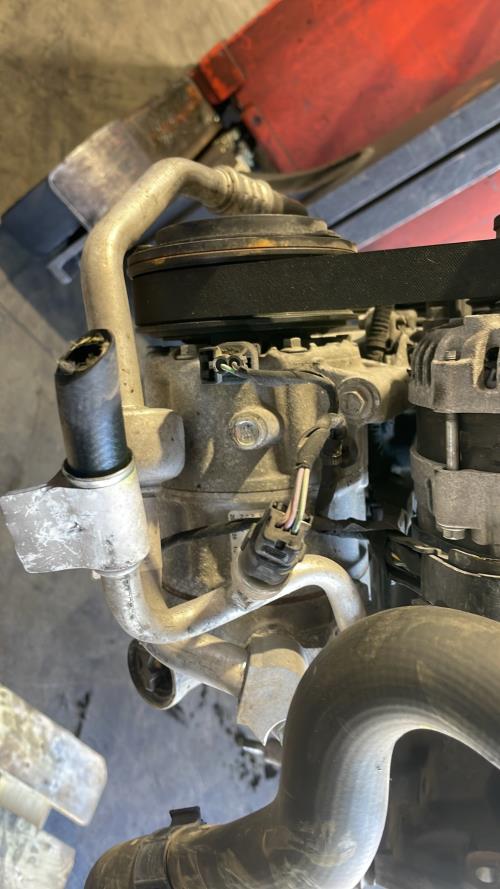 Image Compresseur clim - FORD FIESTA 7