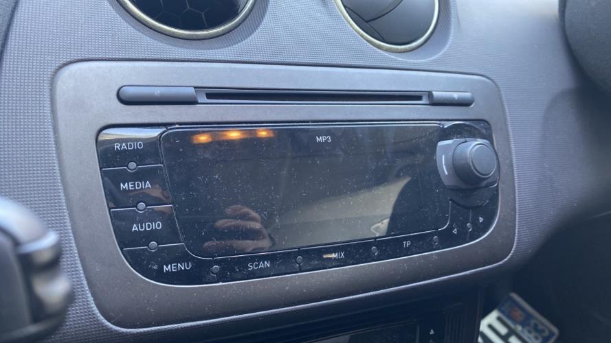 Image Autoradio d'origine - SEAT IBIZA 4