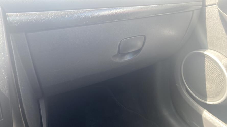 Image Boite a gants - RENAULT CLIO 3