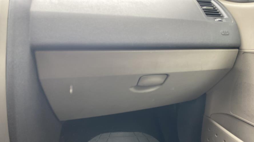 Image Boite a gants - RENAULT MEGANE 2