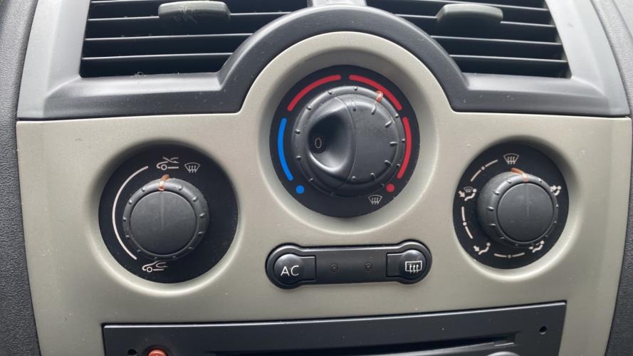 Image Commande chauffage - RENAULT MEGANE 2