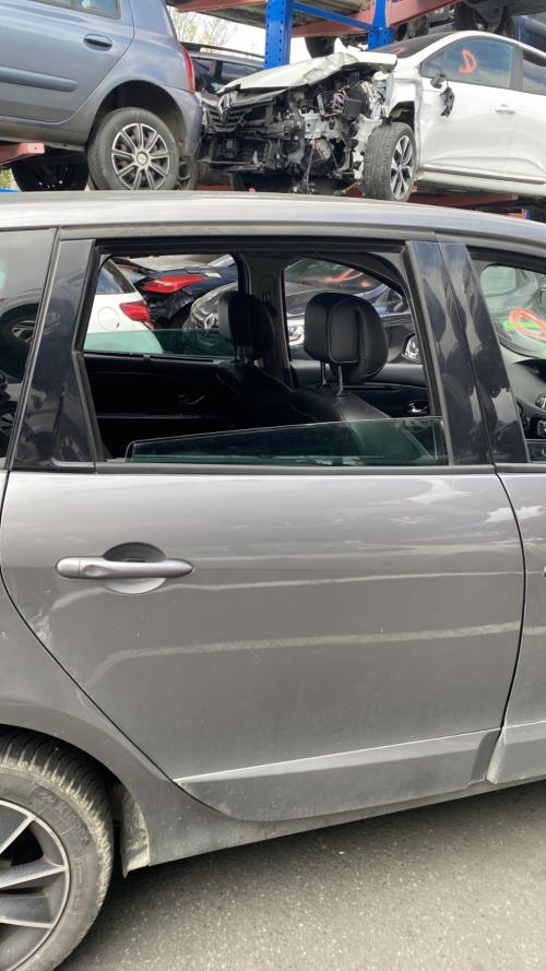 Image Porte arriere droit - RENAULT SCENIC 3