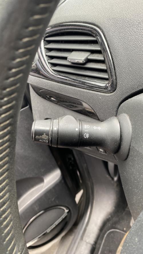 Image Com (Bloc Contacteur Tournant+Commodo Essuie Glace+Commodo Phare) - RENAULT SCENIC 3