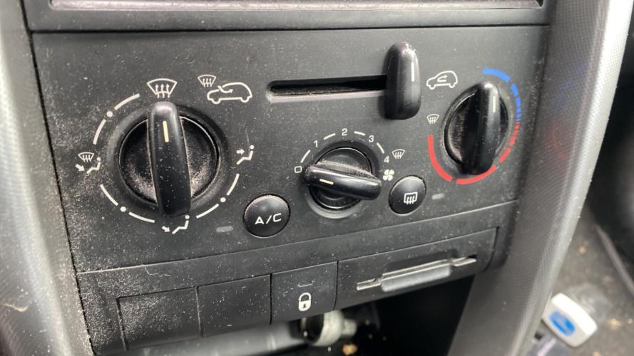 Image Commande chauffage - PEUGEOT 207