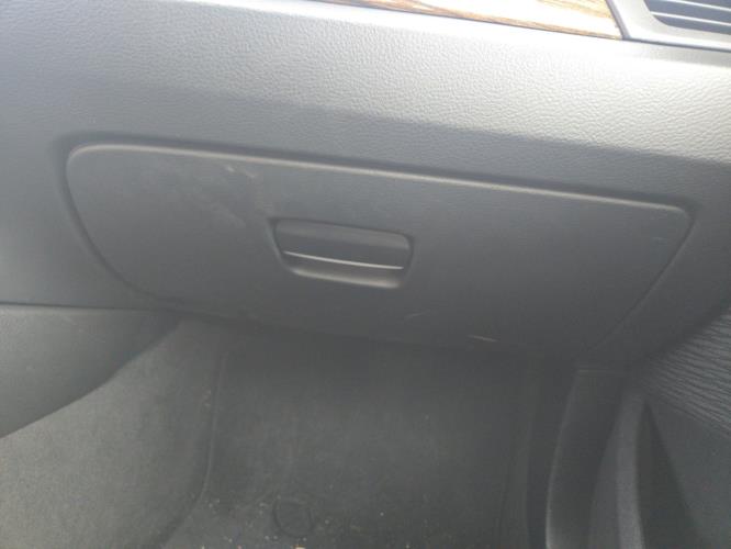 Image Boite a gants - BMW X1 E84