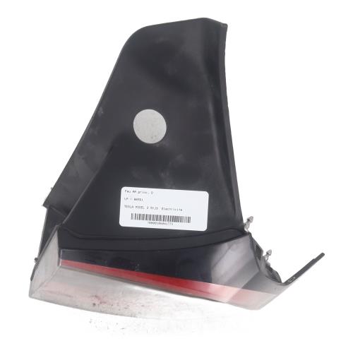 Image Feu arriere principal droit (feux) - TESLA MODEL 3 5YJ3