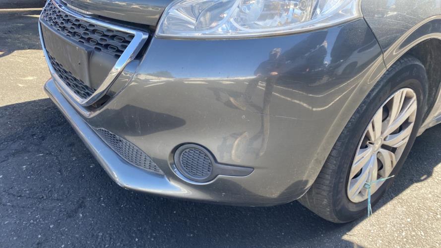 Image Pare choc avant - PEUGEOT 208 1