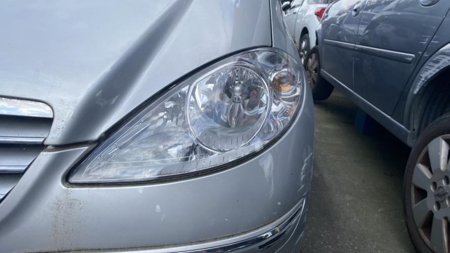 Image Optique avant principal gauche (feux)(phare) - MERCEDES CLASSE A 169