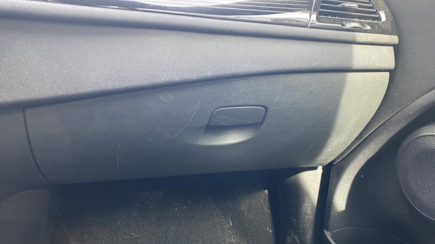 Image Boite a gants - RENAULT MEGANE 3