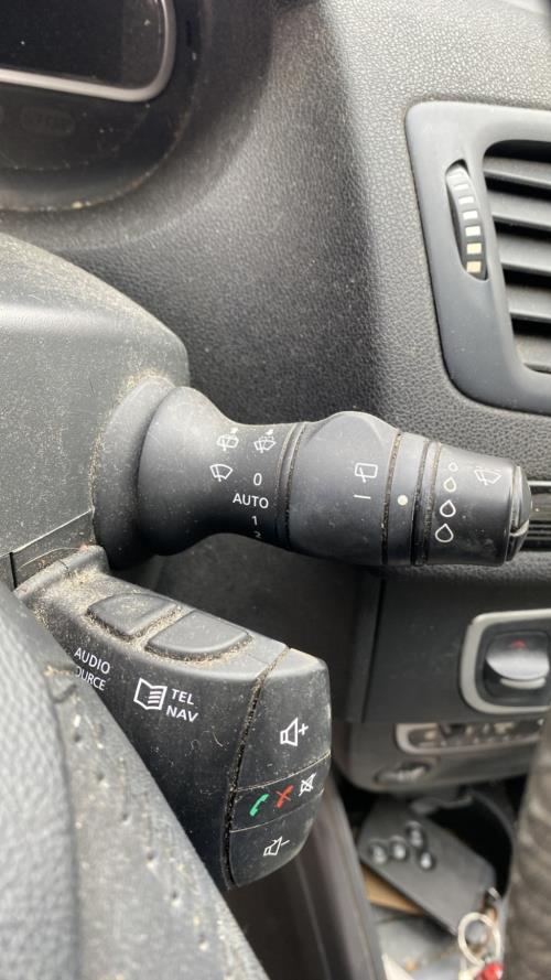 Image Com (Bloc Contacteur Tournant+Commodo Essuie Glace+Commodo Phare) - RENAULT MEGANE 3