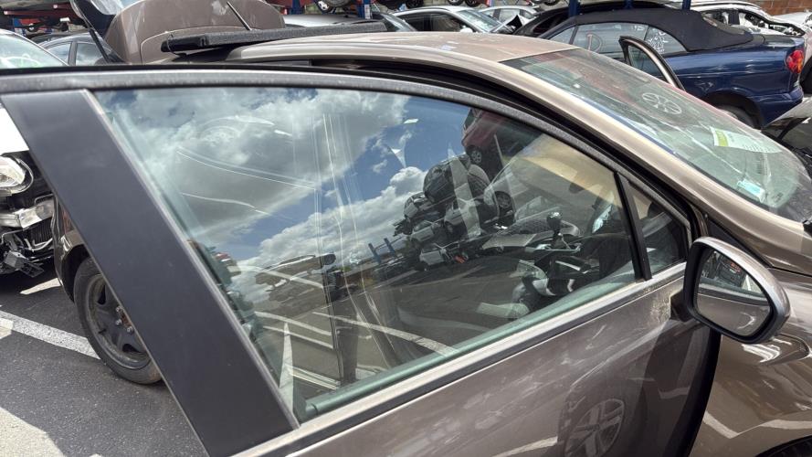 Image Vitre avant droit - RENAULT CLIO 5