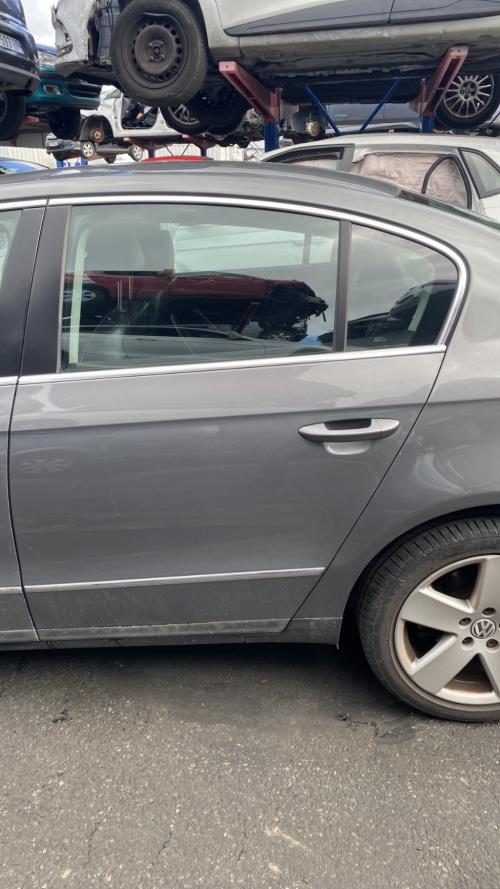 Image Porte arriere gauche - VOLKSWAGEN PASSAT 5