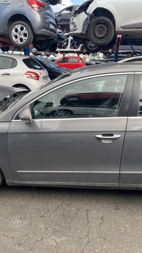 Image Porte avant gauche - VOLKSWAGEN PASSAT 5