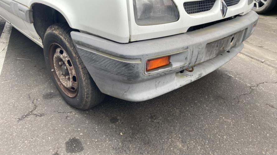 Image Pare choc avant - RENAULT EXPRESS