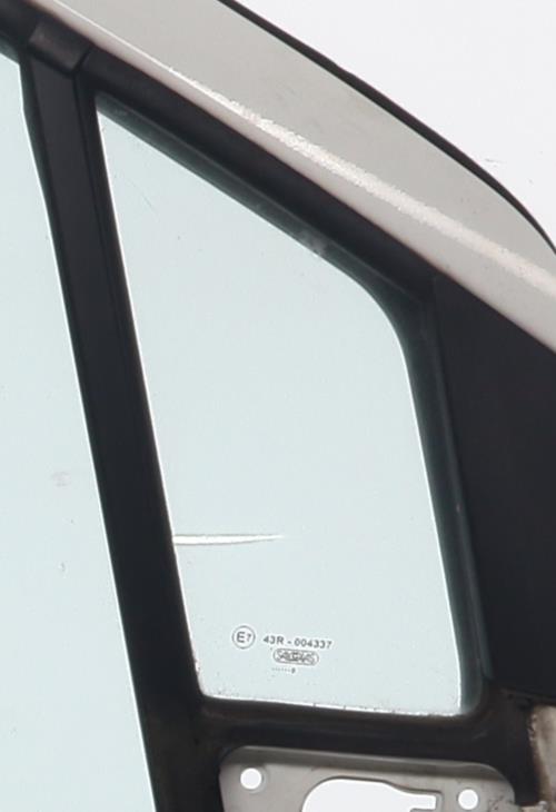 Image Porte avant droit - SUZUKI SPLASH