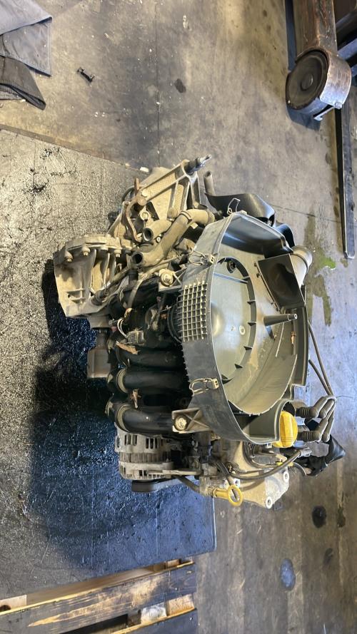 Image Moteur - DACIA LOGAN 1