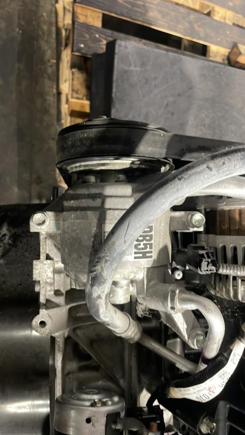 Image Compresseur clim - MAZDA CX3